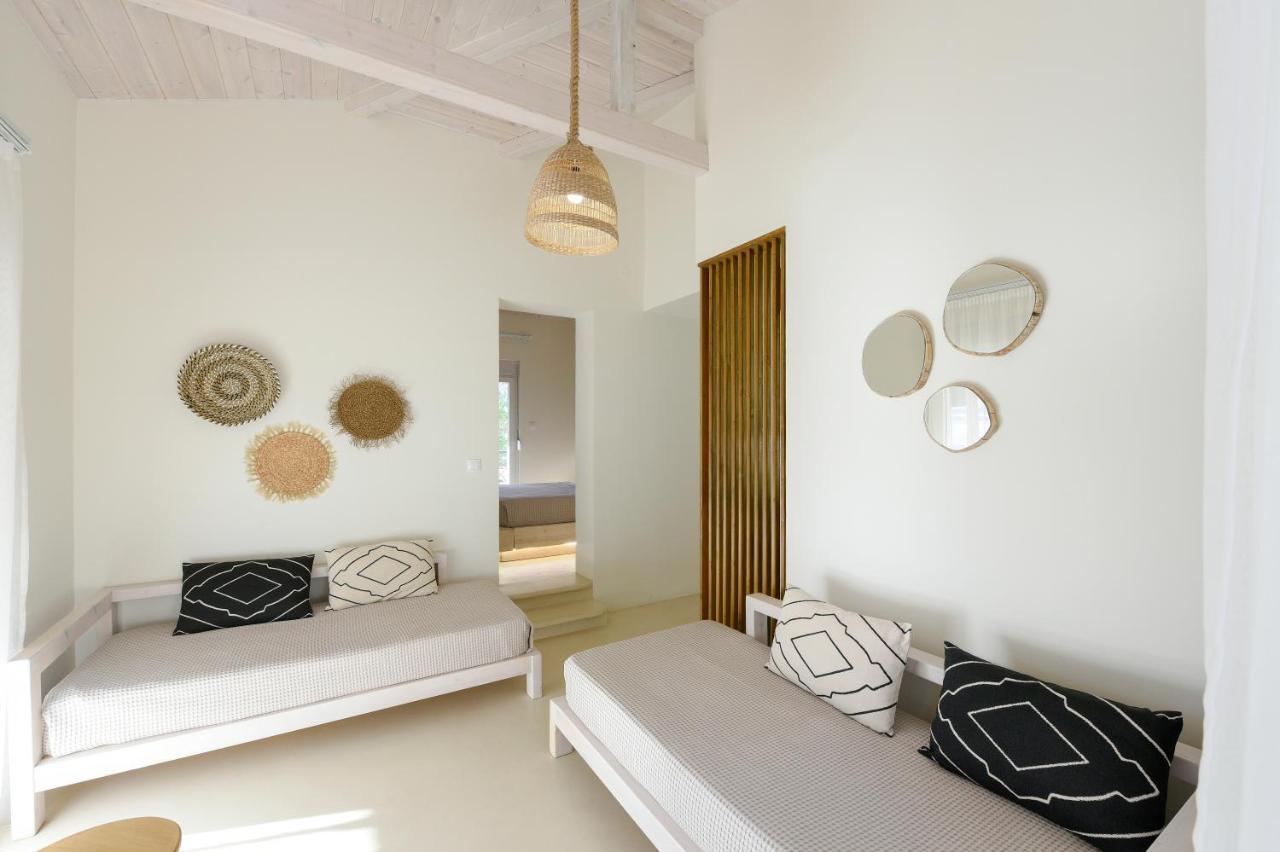 Karidi Beach Boutique Suites Vourvourou Exterior photo