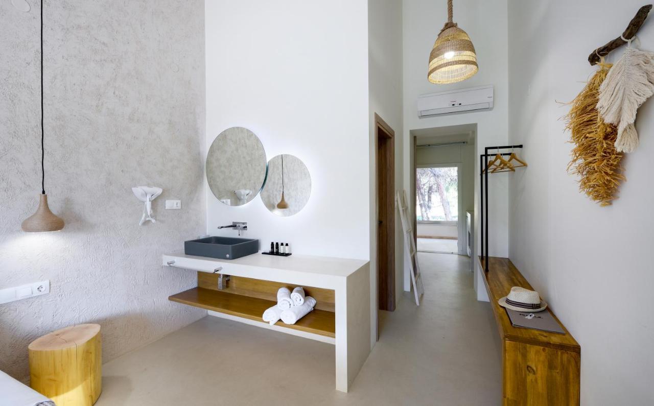 Karidi Beach Boutique Suites Vourvourou Exterior photo